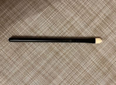 make up brush