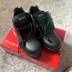 mens safety shoes