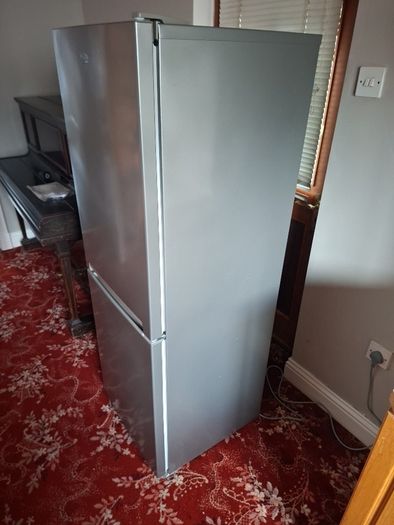 Beko fridge freezer frost free