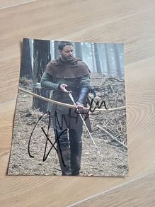 Russel Crowe autographed pic A4 size
