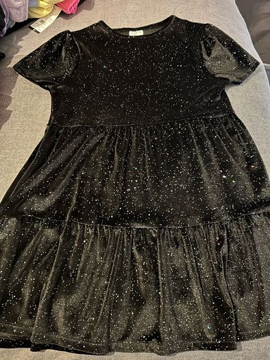 Girls sparkly black dress 9-10yrs