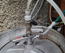 bar tap