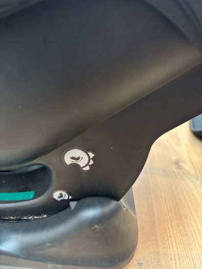 Joie steadi R129 Car Seat - Birth to 4 years - Rear and forward facing.