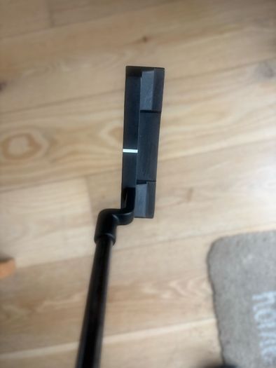 35' Cleveland Frontline Putter
