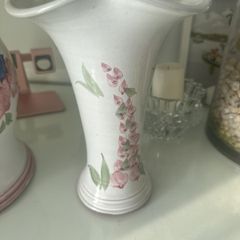 Judy green vase