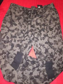 Nike Sportswear Tech Fleece Joggers size xl brand new