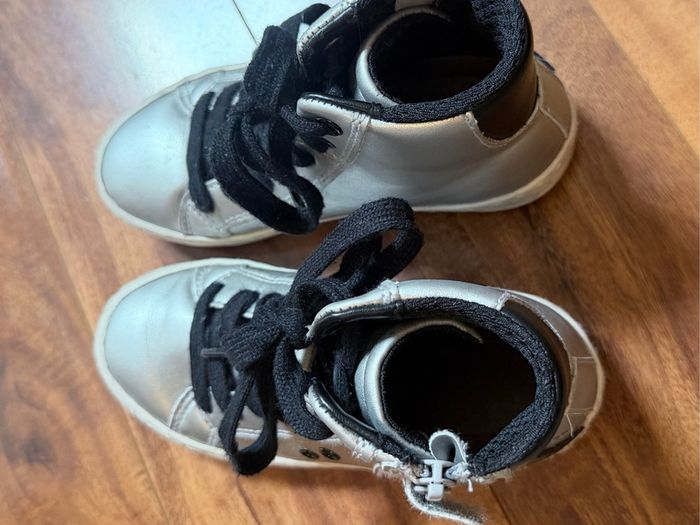 Geox Shoes size 10 28eu