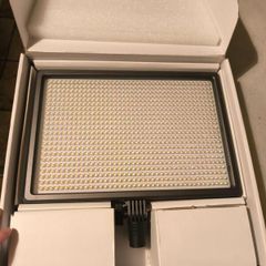 NanGuang Mixpad 106 LED lighting panel, Studio lighting