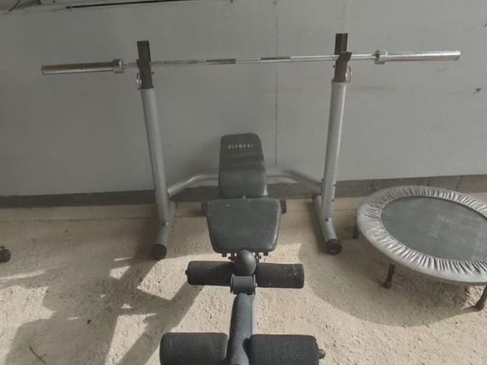 Gym bench