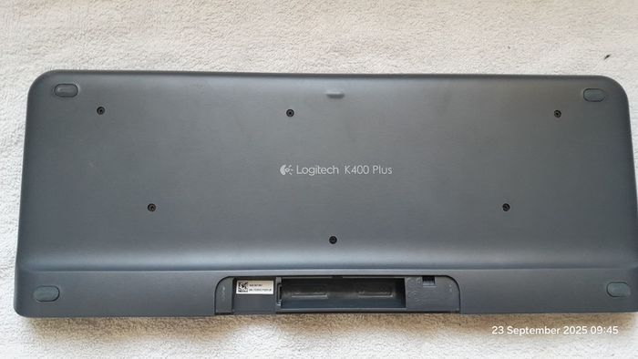 Logitech K400 Plus Wireless Keyboard Mouse Trackpad