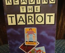 Reading The Tarot - Leo Louis Martello