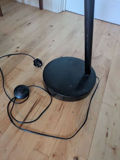 floor lamp