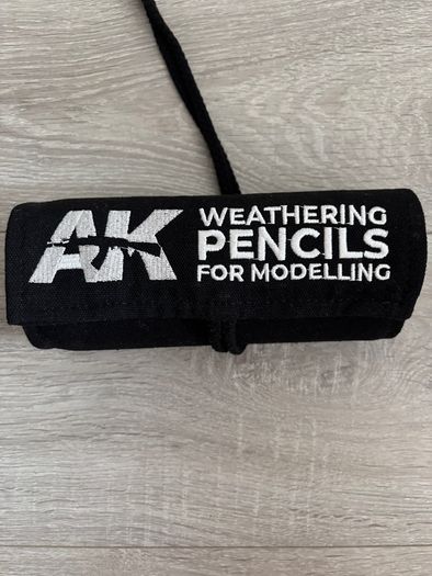 AK Weathering pencils for modelling