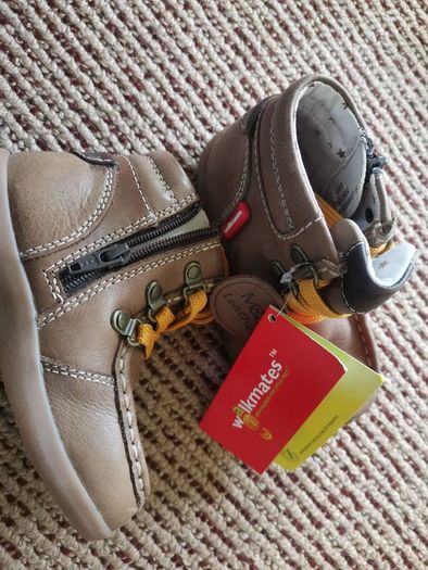 Brand New M&S boys leather shoes  Walkmates