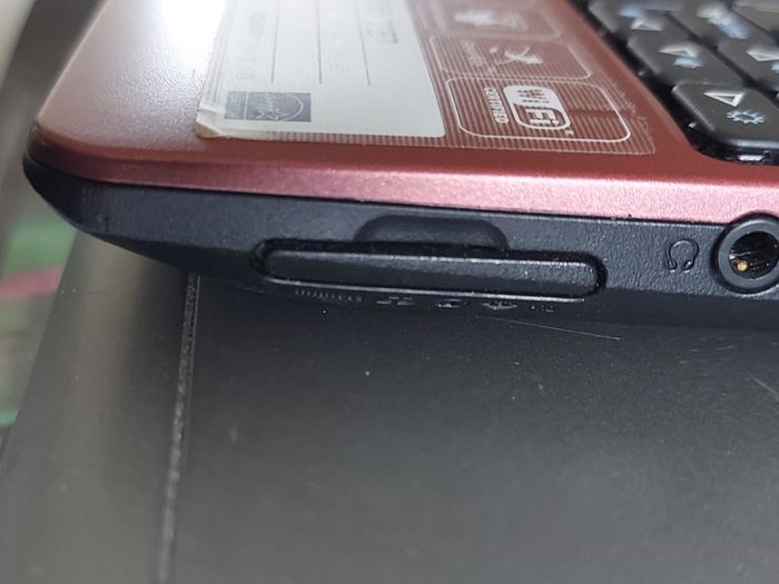 ACER Aspire One, Model D257, Intel Atom N455, 1.66GHz, 1 GB Ram, 250 GB HDD, Windows 7, 32 bit, firefox, Opera, Chrome