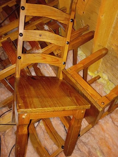 Expandable Table with matching 6 chairs