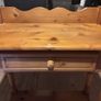 Entrance table Image 2