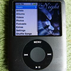 Apple A1236 iPod Nano 3rd Generation 8GB Black Music Player