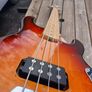 Bass guitar Image 9