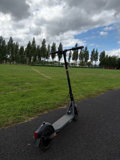 Segway Ninebot KickScooter F2