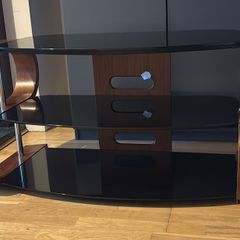 Tv table
