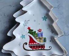 BN Christmas tree platters