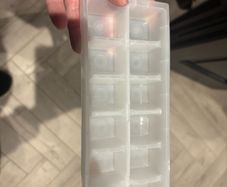 Ice Cube Holder