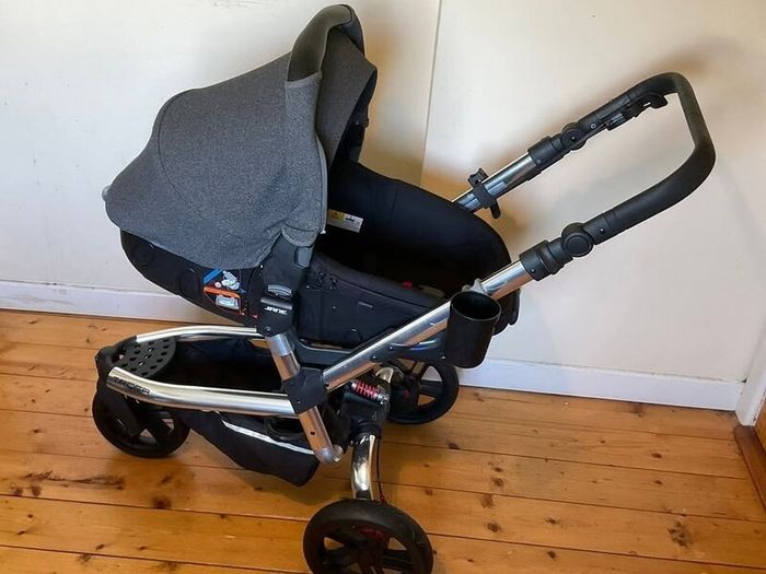 Jane Trider Matrix Light 2 Travel System Bundle | Complete Package