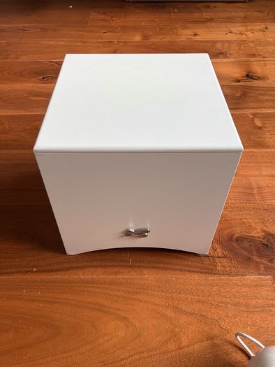 Cabasse Alcyone 5.1 Surround Sound Speaker System + Active Subwoofer
