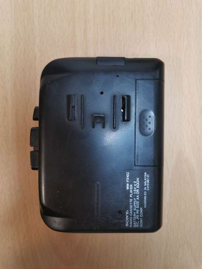 SONY WM-FX103 Walkman Cassette Player