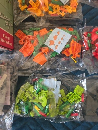 lego flowers