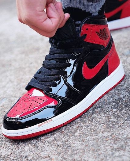 Nike Air Jordan 1 High Patent Bred