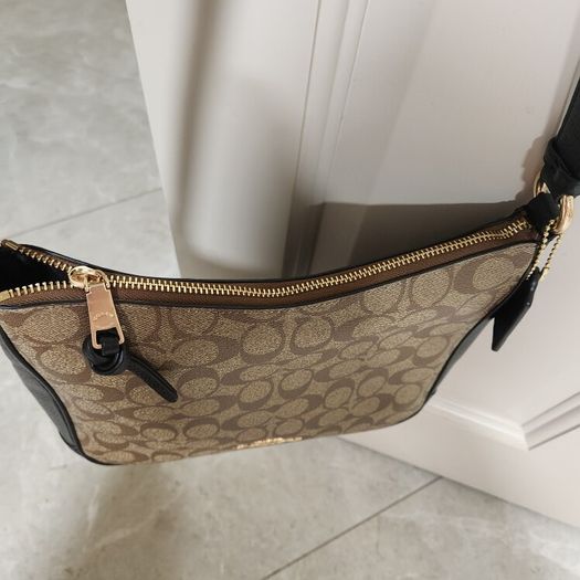 coach bag (authentic) NEW