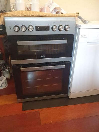 Slot in Beko Cooker