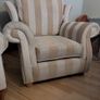 4 seater sofa and 2 matching chairs Image 3
