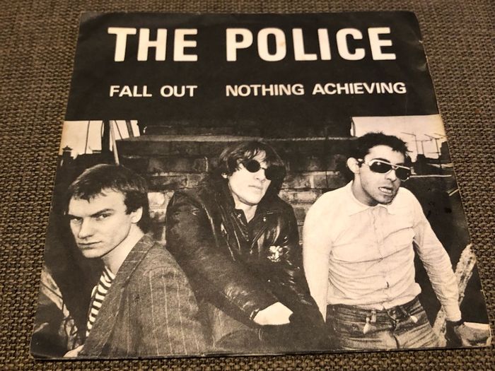 The Police - Fall Out (1977) 7"