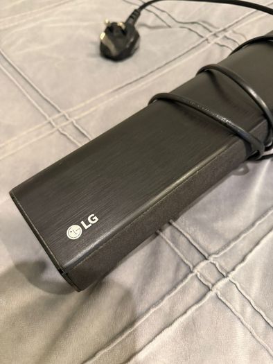 LG  soundbar and Woofer