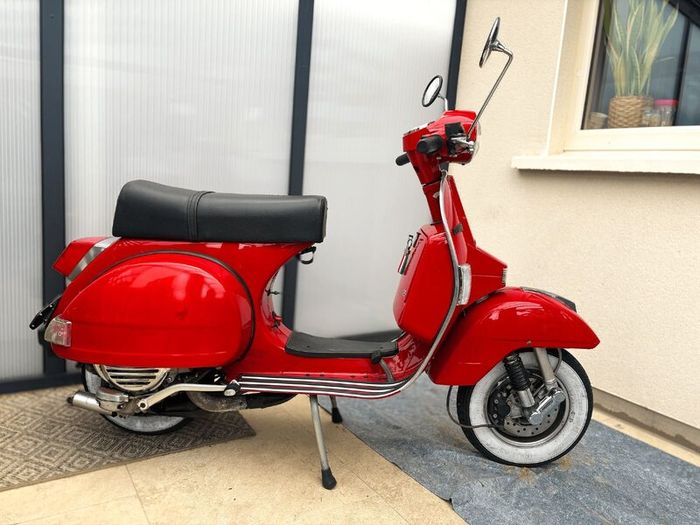 Vespa PX125E