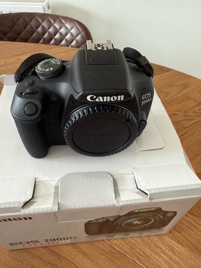 Canon EOS 2000D DSLR Camera with 18 55mm Lens Perfect Condition