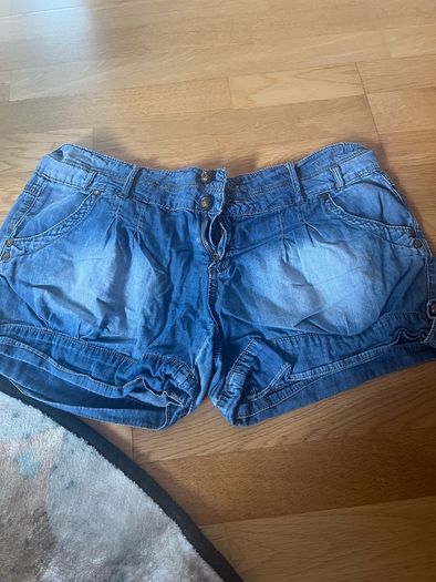 ladies clothes