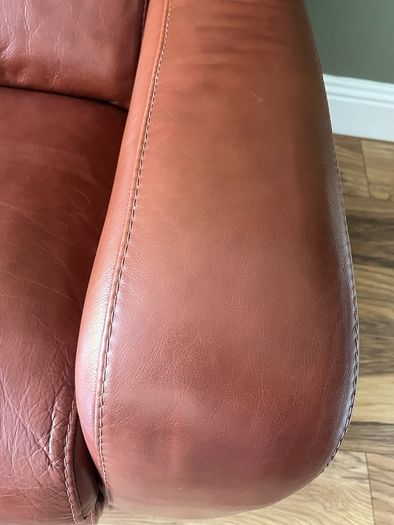 Leather couch sofa with 2 matching chairs