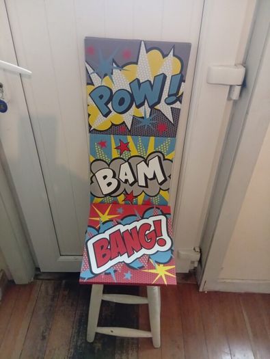 3 small canvasses