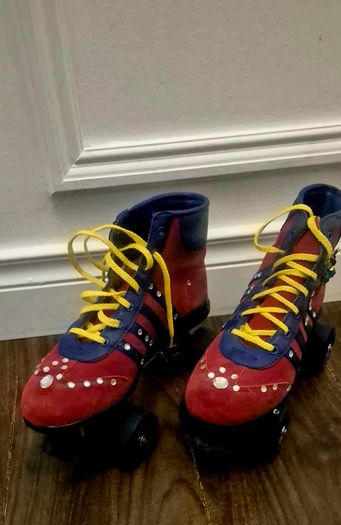retro 4 wheel skates& bag