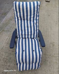 Sun Recliner Chair Padded Cushion