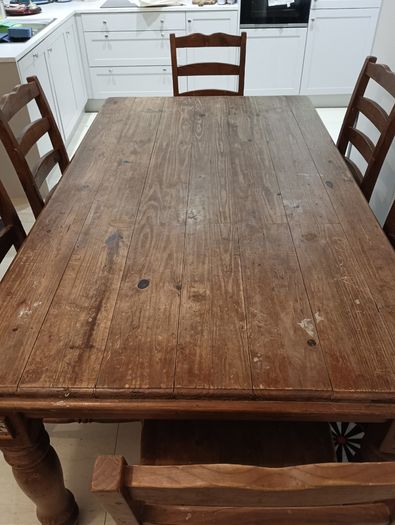 Kitchen Table and Chairs