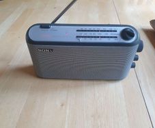 Sony ICF-703L portable 3-band analog radio (featuring FM, MW, and LW bands)