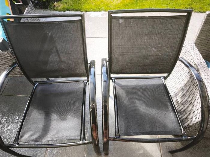 garden chairs and table