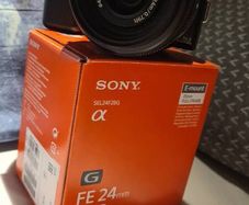 sony lens 24mm f2.8 G (SEL24F28G)