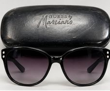 Guess by Marciano GM 635 Sunglasses - Black - Case