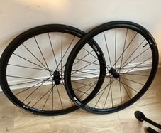 DT Swiss P1800 and GP5000 bike wheelset